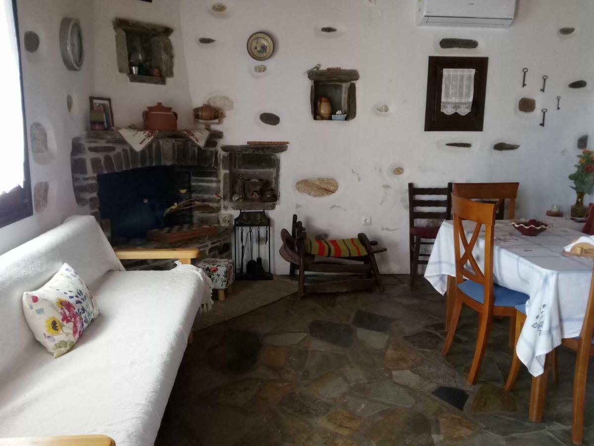 Traditional House Paros Sarakiniko  Ngoại thất bức ảnh